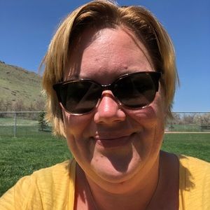 Meet your Posher, Andrea